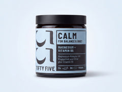 Fifty Five CALM Magnesium-Komplex mit Bisglycinat, Citrat und Vitamin B6 im braunen Glas mit hellblauem Etikett